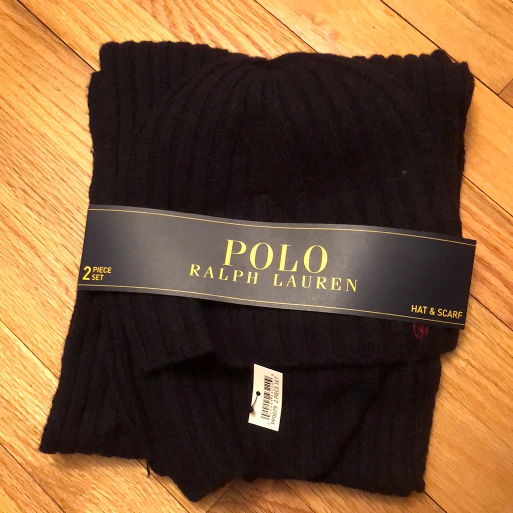 Hat & Scarf set